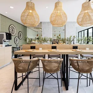 Alameda Centro Affiliated By Melia Hotel Malaga